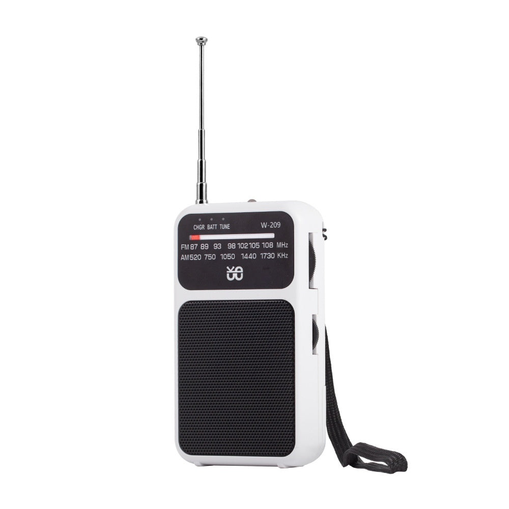 Dual Power FM AM Pocket Radio with Flashlight