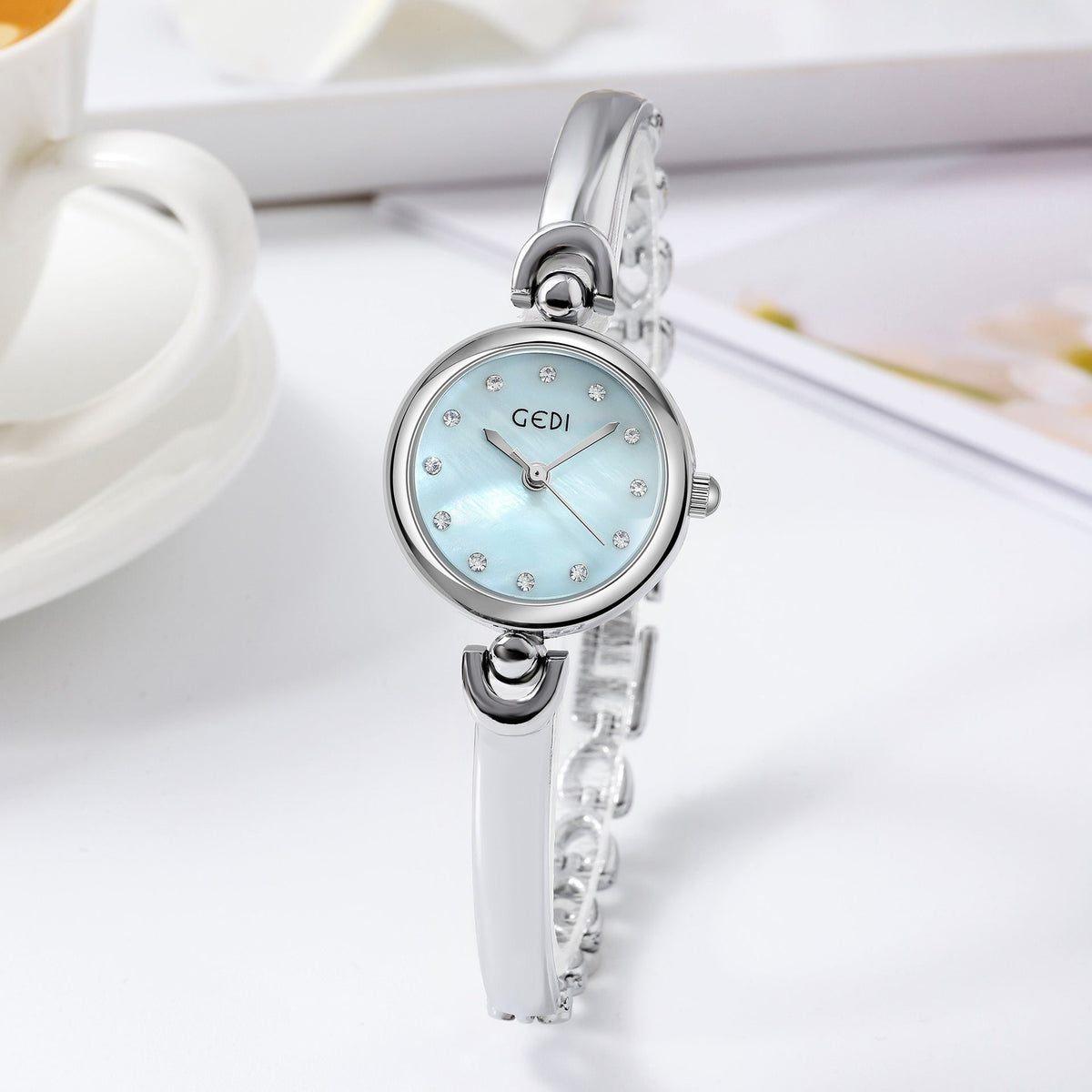 Women's Simple Bangle Quartz Watch