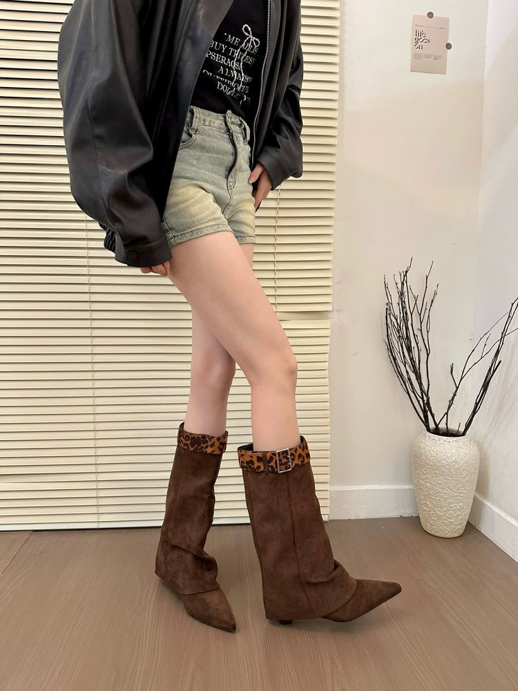 Retro Western Slimming Belt Buckle Middle Boots