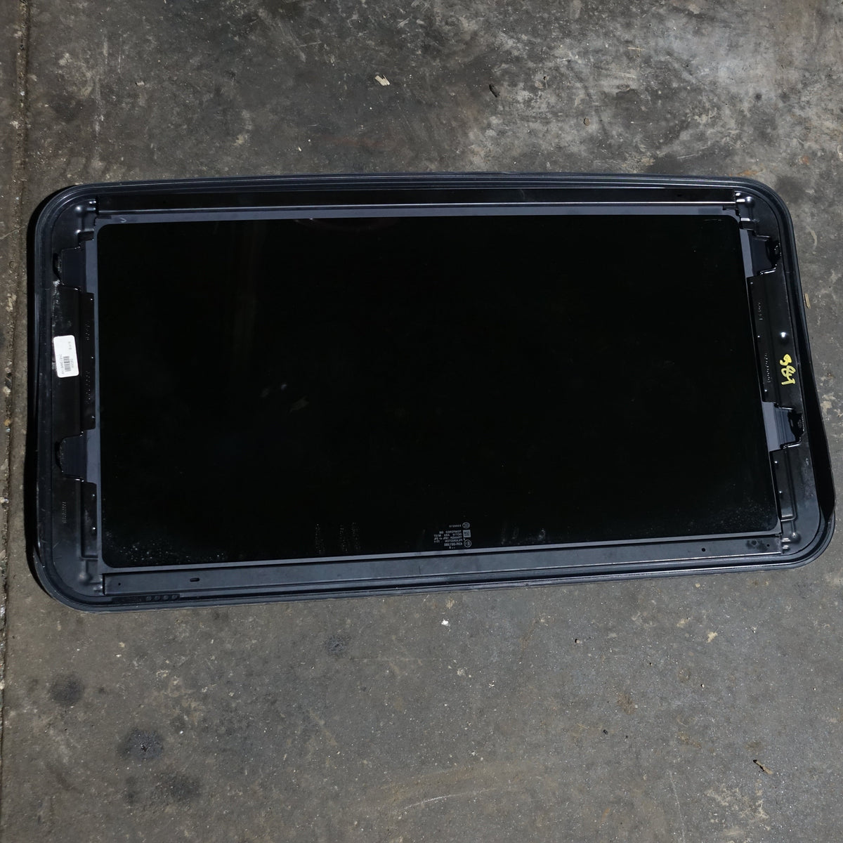 2007 2008 2009 2010 Saturn Outlook Sunroof Sun Moon Roof Glass Window