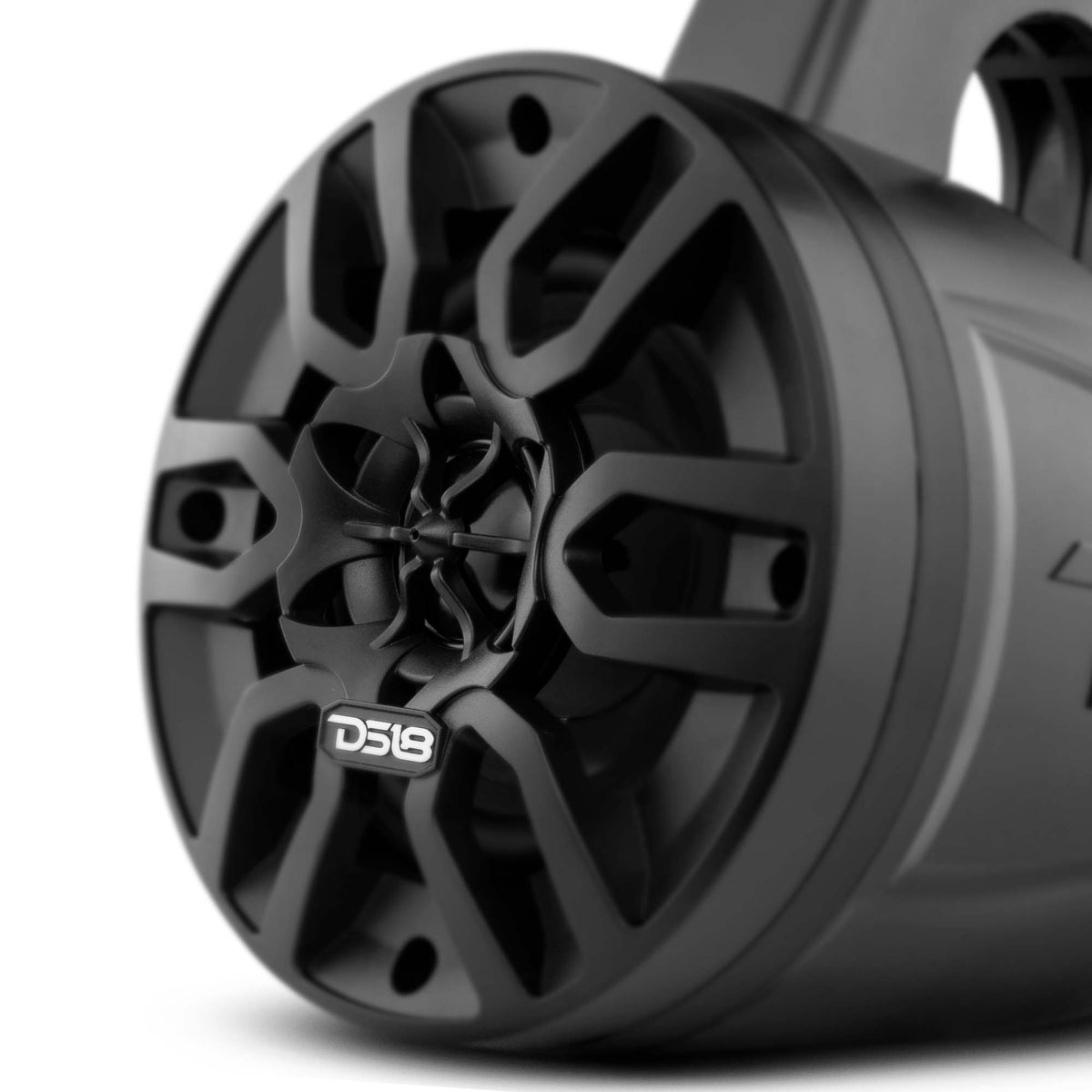 MP 4 x 4" Wakeboard Tower Speakers Package Amplifier And Bluetooth Audio Receiver 100 Watts Rms DS18