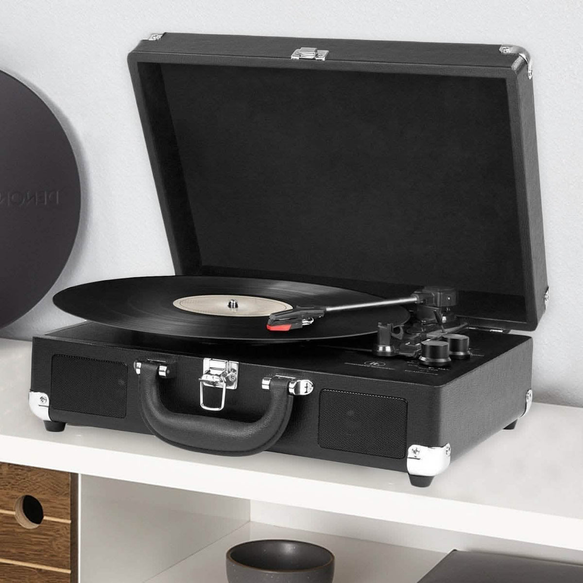 Innovative Technology Nostalgic 3-Speed Vintage Suitcase Turntable (Refurbished)